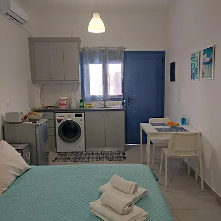 Finiki Seaside Apartment Exterior photo
