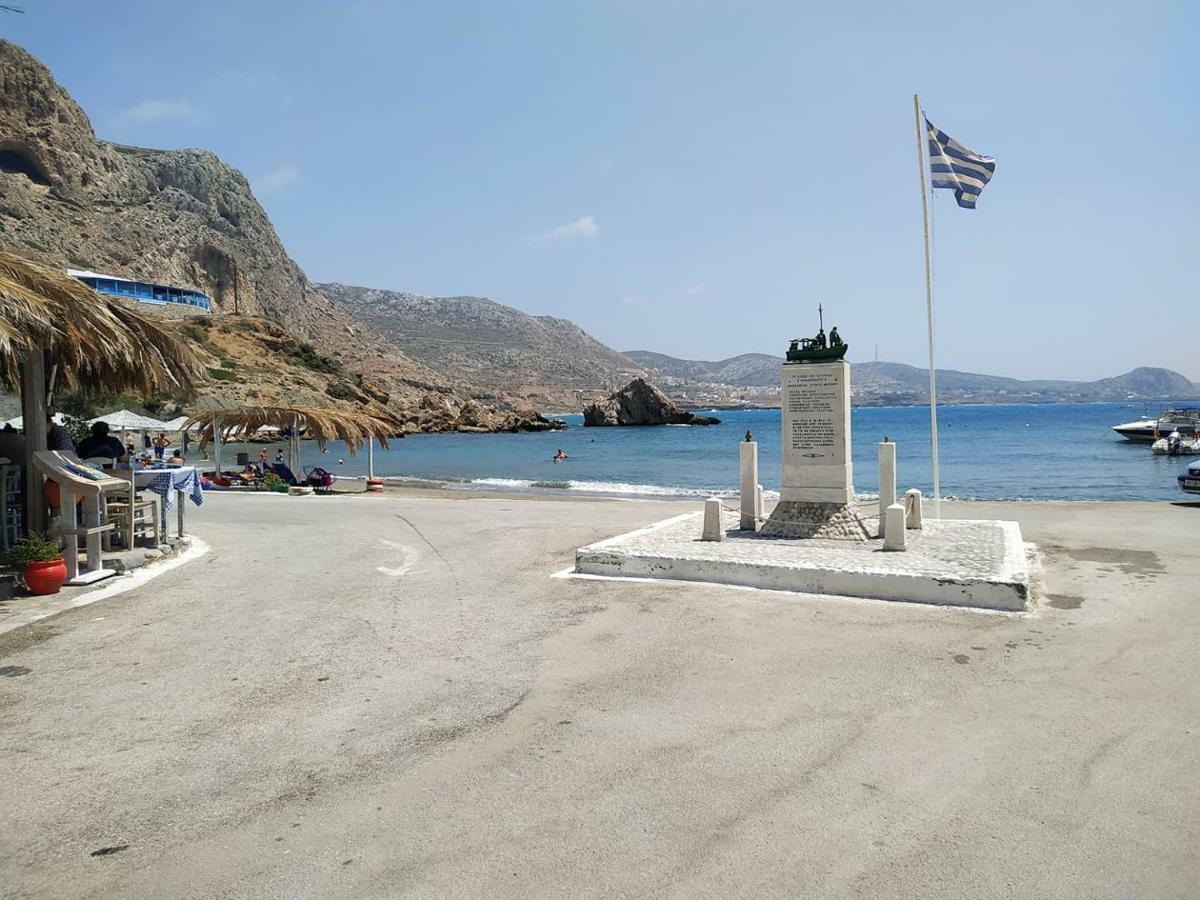 Seaside Apartment Foinikion